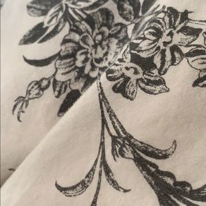 Meet your Posher, Ella